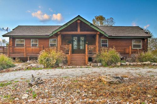 Shell Knob House | Walk to Table Rock Lake: Spacious Home w/Deck!