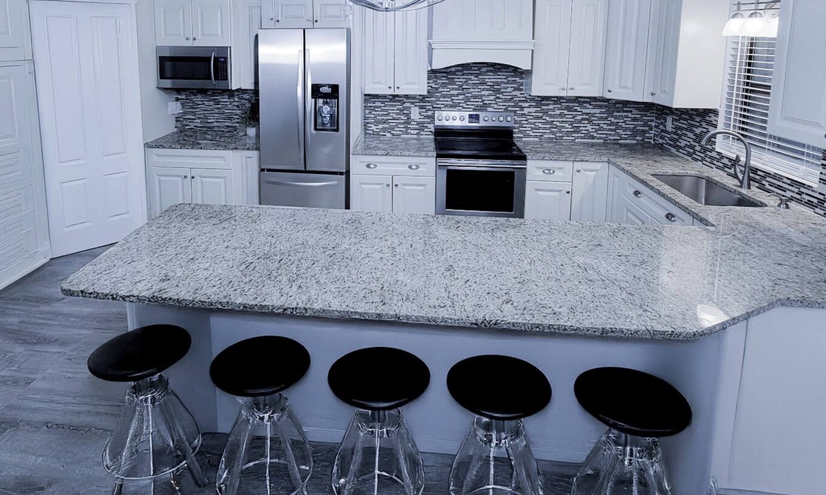 Sarasota House | Walk to the Beach