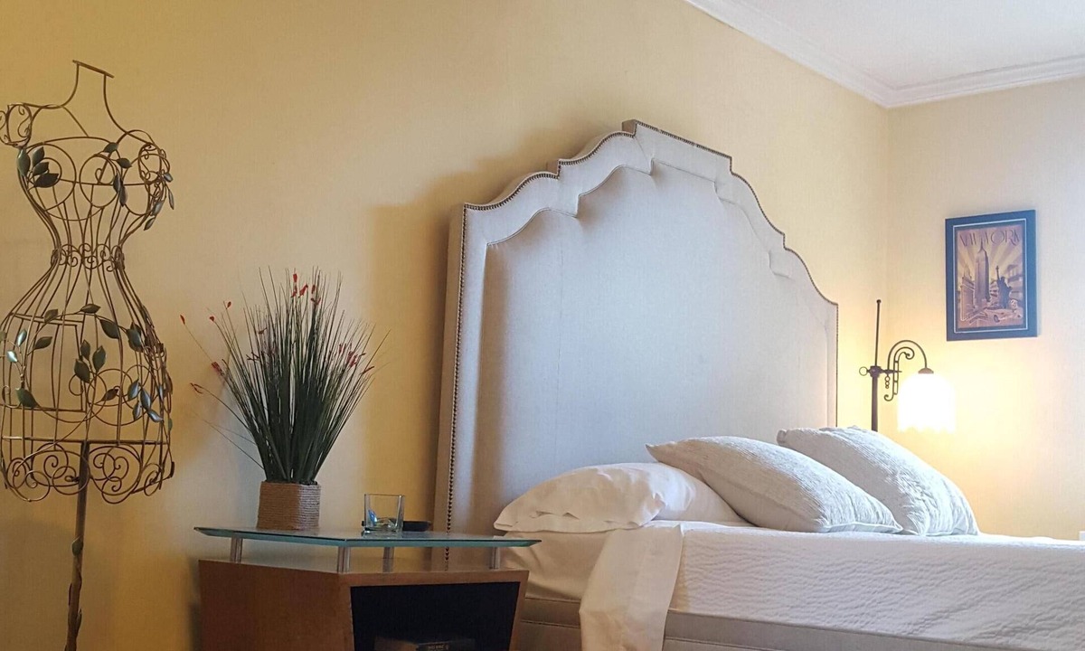 Queens Apartment | Walk to the "U S OPEN"!