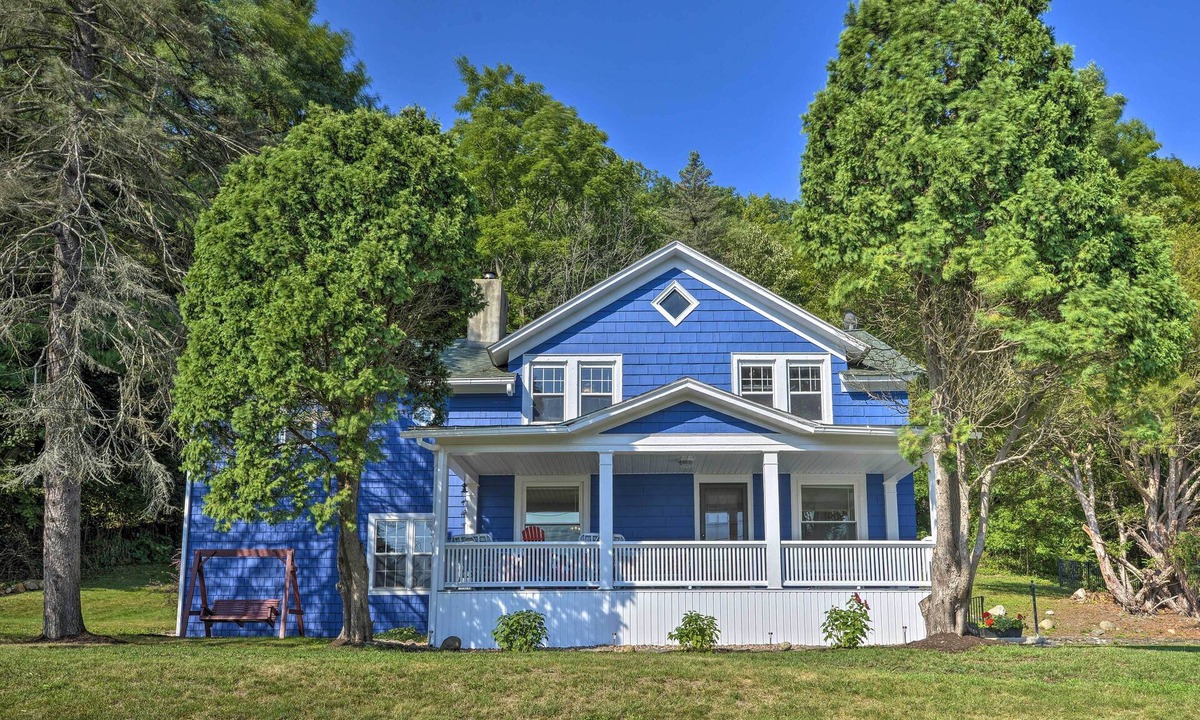 Montour Falls House | Walk to Waterfalls & Dining: Finger Lakes Escape!