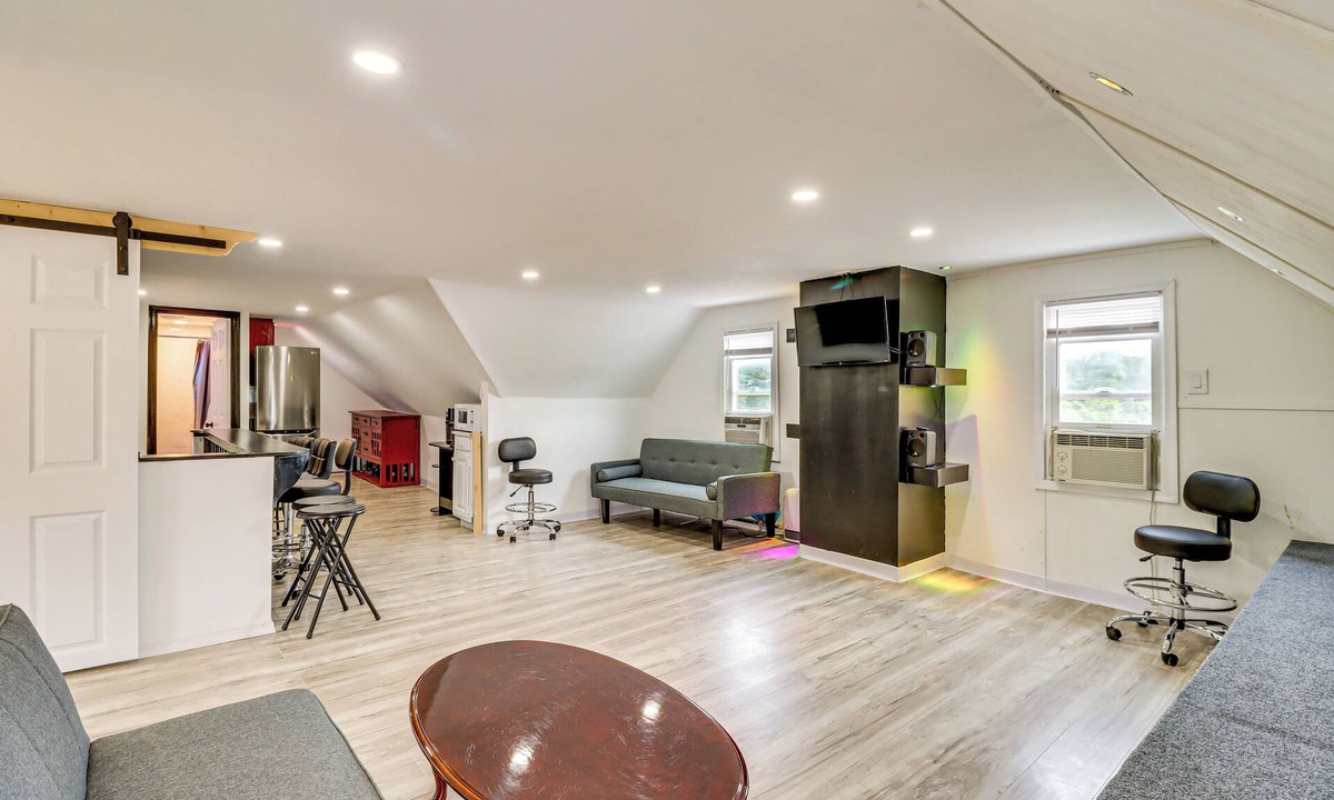 Arlington Heights House | Walkable Abode in Stroudsburg's Business District!