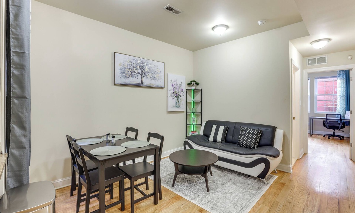 North Philadelphia West Apartment | Walkable Philly Rowhouse Near Public Transit!