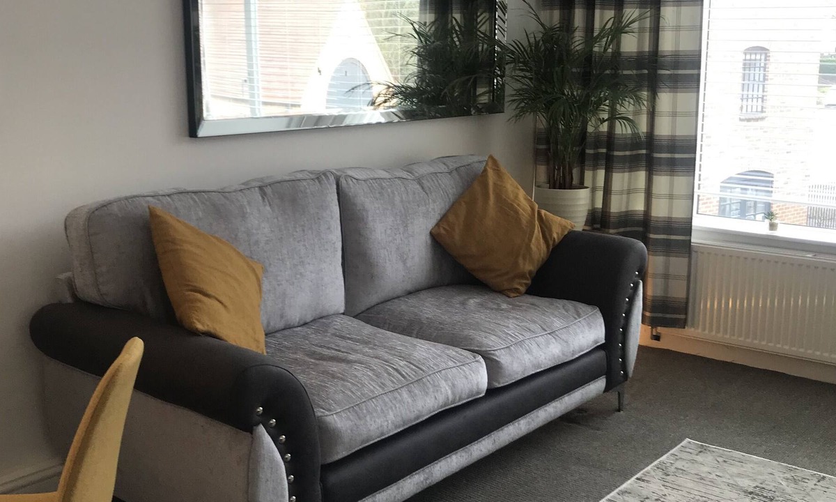 Henley-in-Arden Apartment | Walker Paradise Henley In Arden