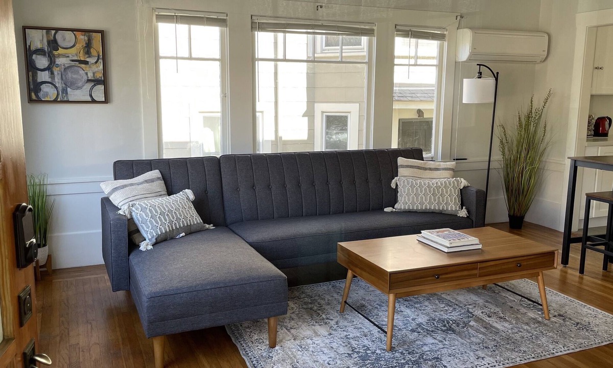 Oakland Apartment | Walker's Paradise in Oakland