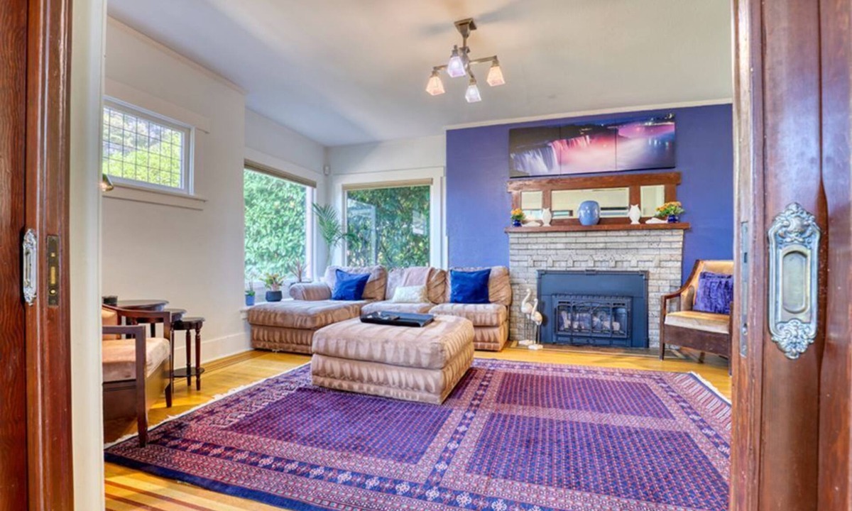 Queen Anne House | Walker’s Delight on Queen Anne