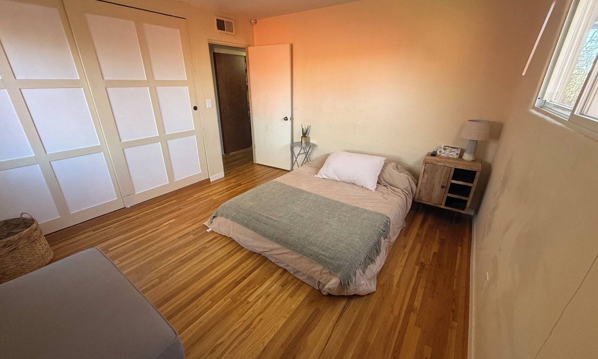 Santa Fe House | Walking distance with AC and hot tub