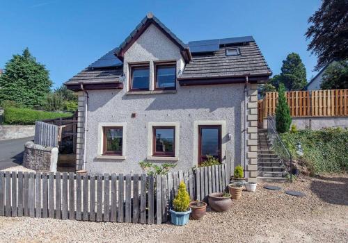 Tillicoultry House | Wallace's Rest