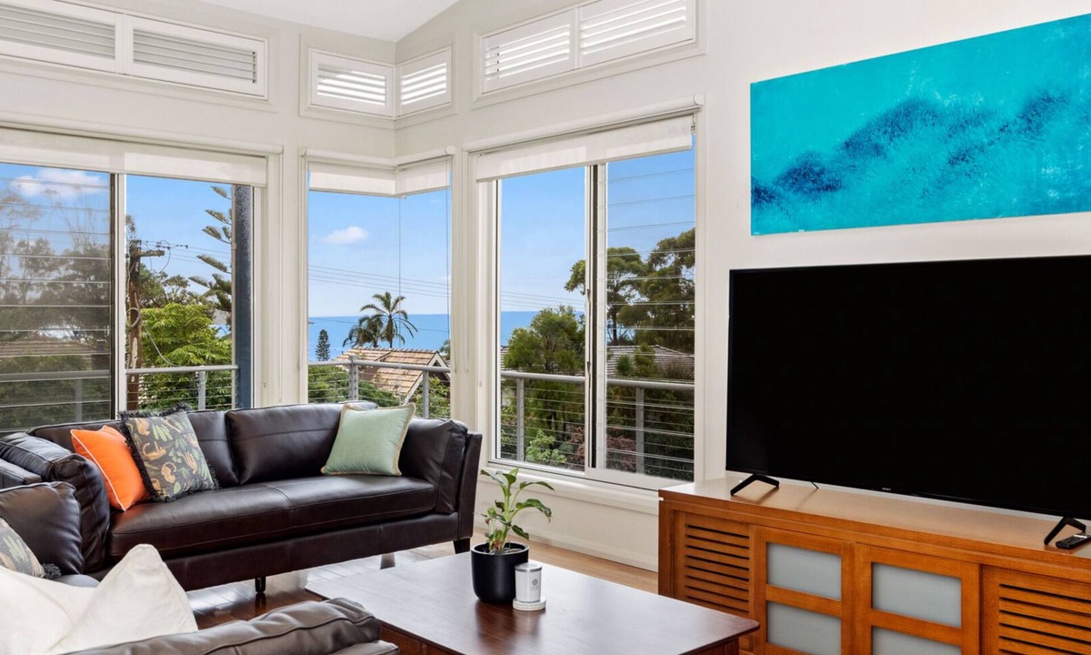 Mollymook House | Wallace Waves in Mollymook