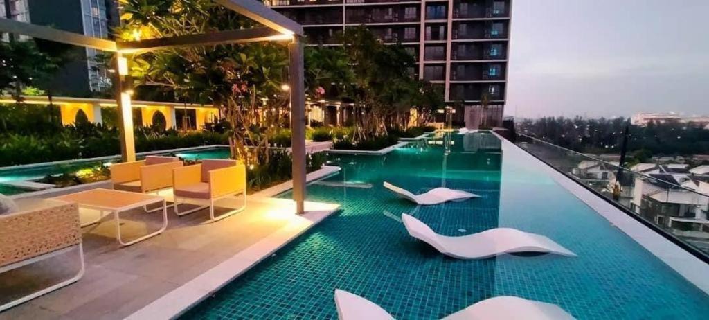 Pelabuhan Klang Apartment | Wallaway2stay Gravit8 Klang 2Room