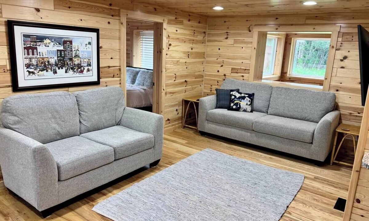 Walloon Lake House | Walloon Lake snowmobile basecamp