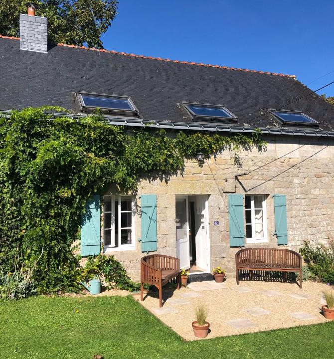 Guermeur House | Walnut Tree Gite Brittany