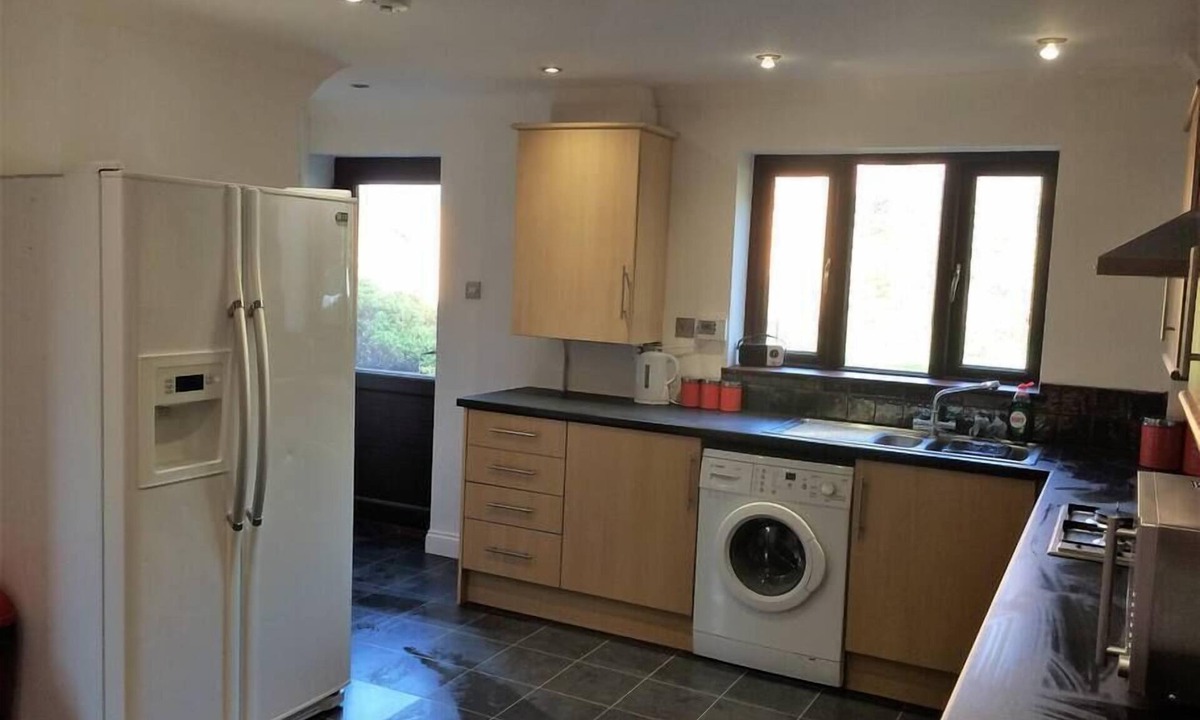 Kettering Apartment | Walsingham House - Huge Corporate