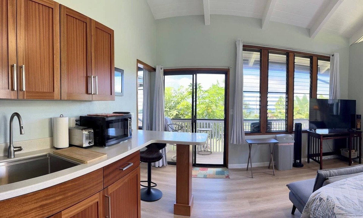 Kahaluu Bay Apartment | Walua Trail Oceanview Hideaway:A/C/W/D/Parking