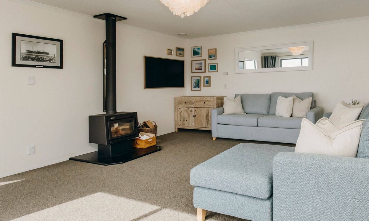 Bell Block House | WANAKA BAY WATERFRONT