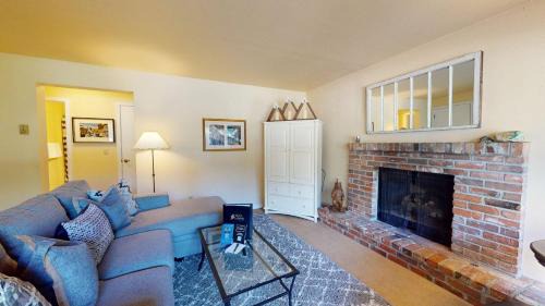 Warm Springs House | Wanderers Way 106