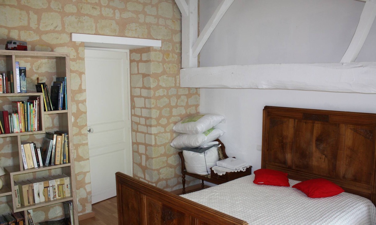 Saint-Leger-de-Montbrillais House | Warm, typical gîte, completely renovated