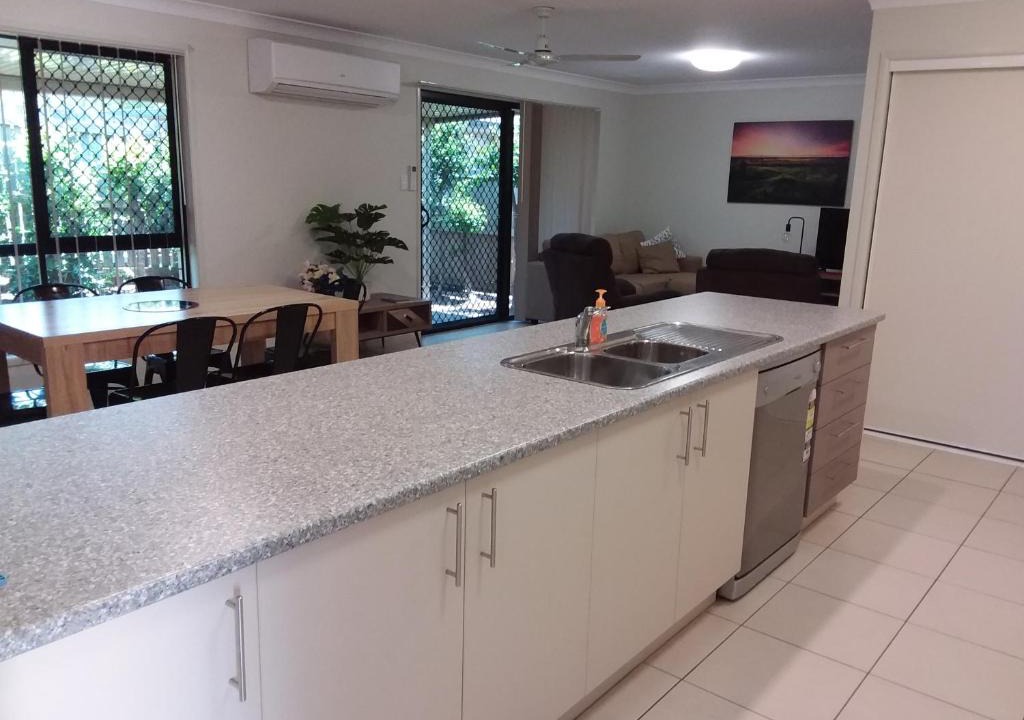 Tinana Apartment | Waratah and Wattle Apartments