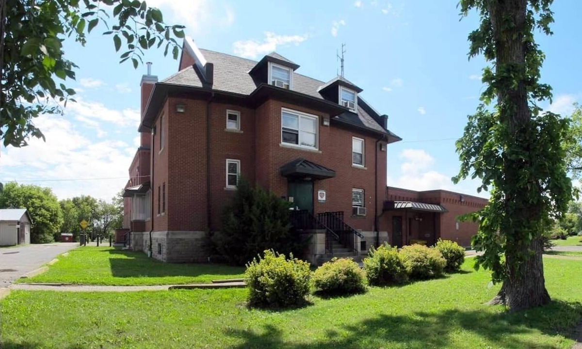 Algoma District House | Wardens Quarters: 2 Bedroom Apt