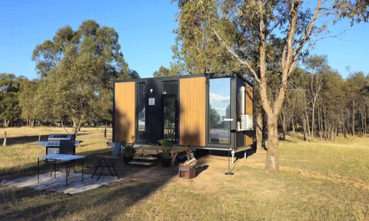 Wareek House | Wareek Retreat by Tiny Away