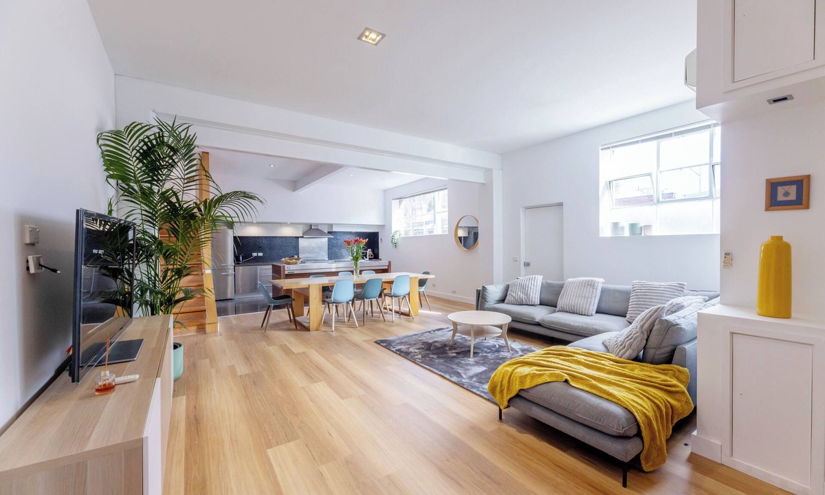 Fitzroy North House | Warehaus/Loft Style 2 Level XL Size Space