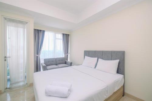 Cikini Apartment | Warm and Cozy Studio Room at Menteng Park Apartment By Travelio
