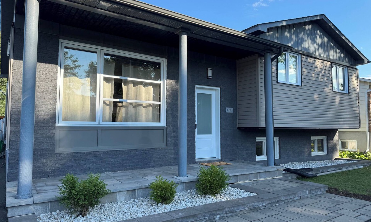 Mascouche House | Warm and friendly Canadian home 20 minutes from Montreal