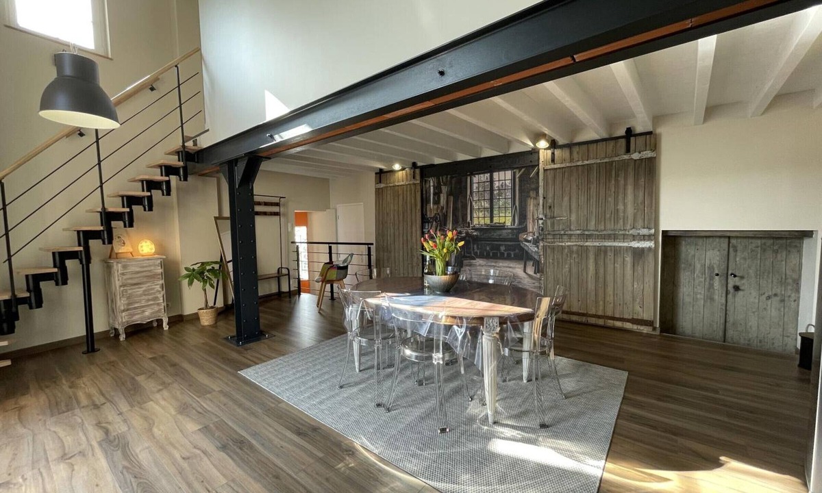 Louchy-Montfand Cottage | Warm contemporary lodging for 4, with shared pool