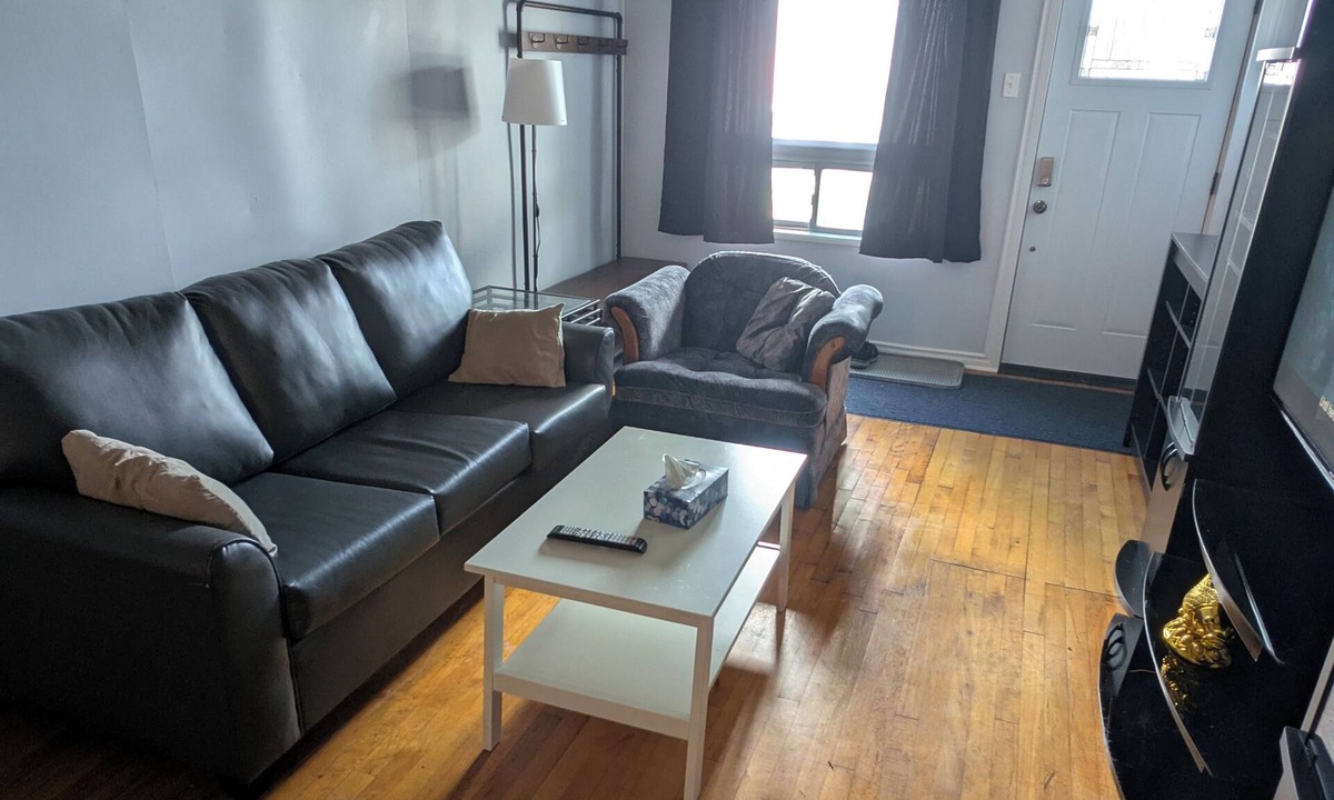 Timmins House | Warm & Inviting 2 Bedroom Stay