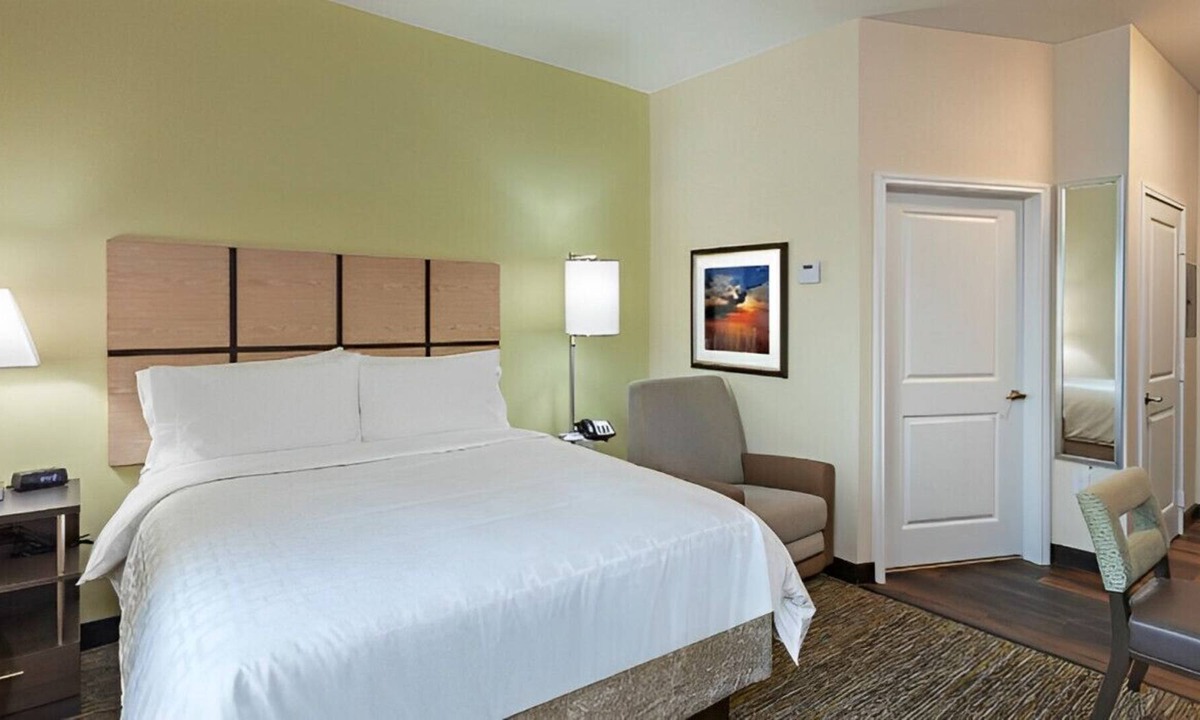 Pasadena House | Warm & Welcoming Suite to Stay! W/ Free Parking