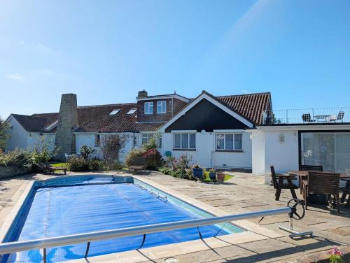 Selsey House | Warner Wood - Selsey