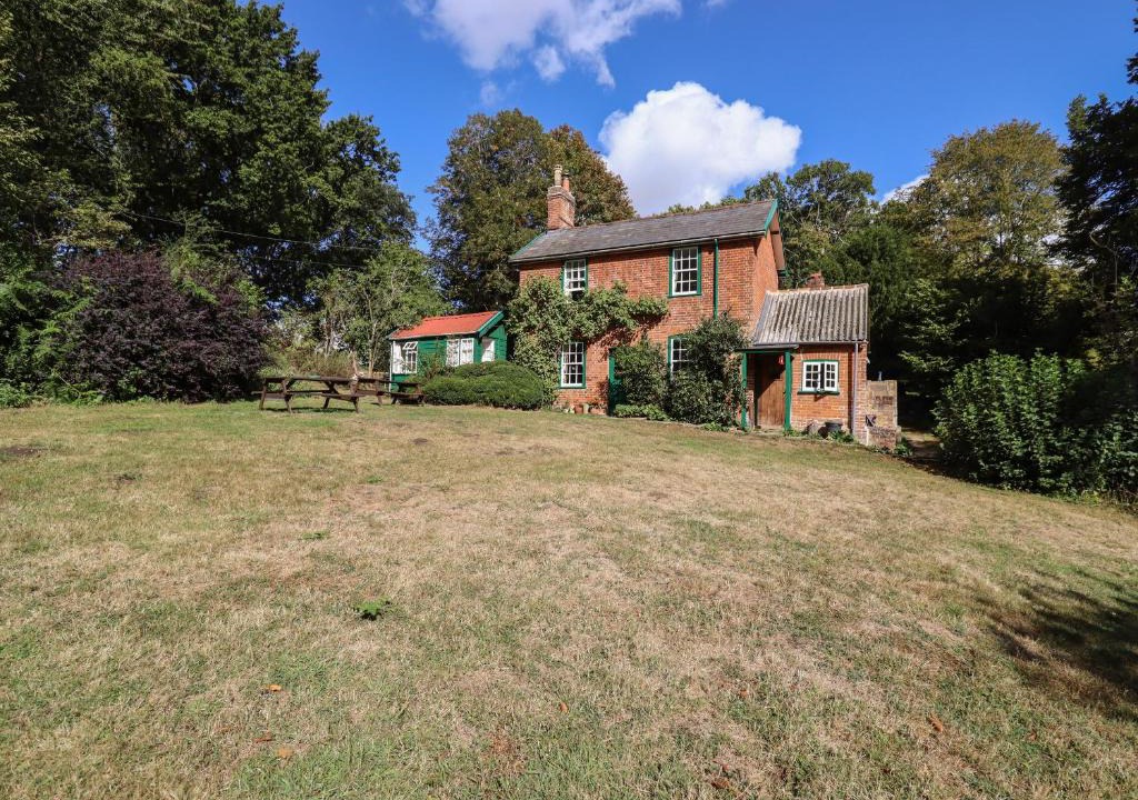 Bures House | Warren Cottage