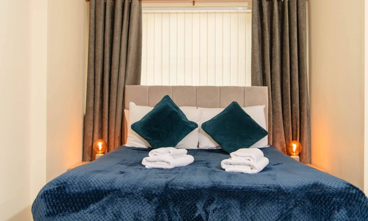 Warrington Apartment | Warrington Suites by Relax Stays (Double room)