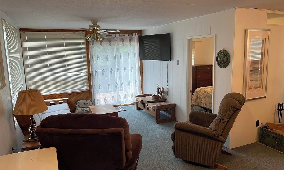 Kaministiquia Cottage | Wartman Lake