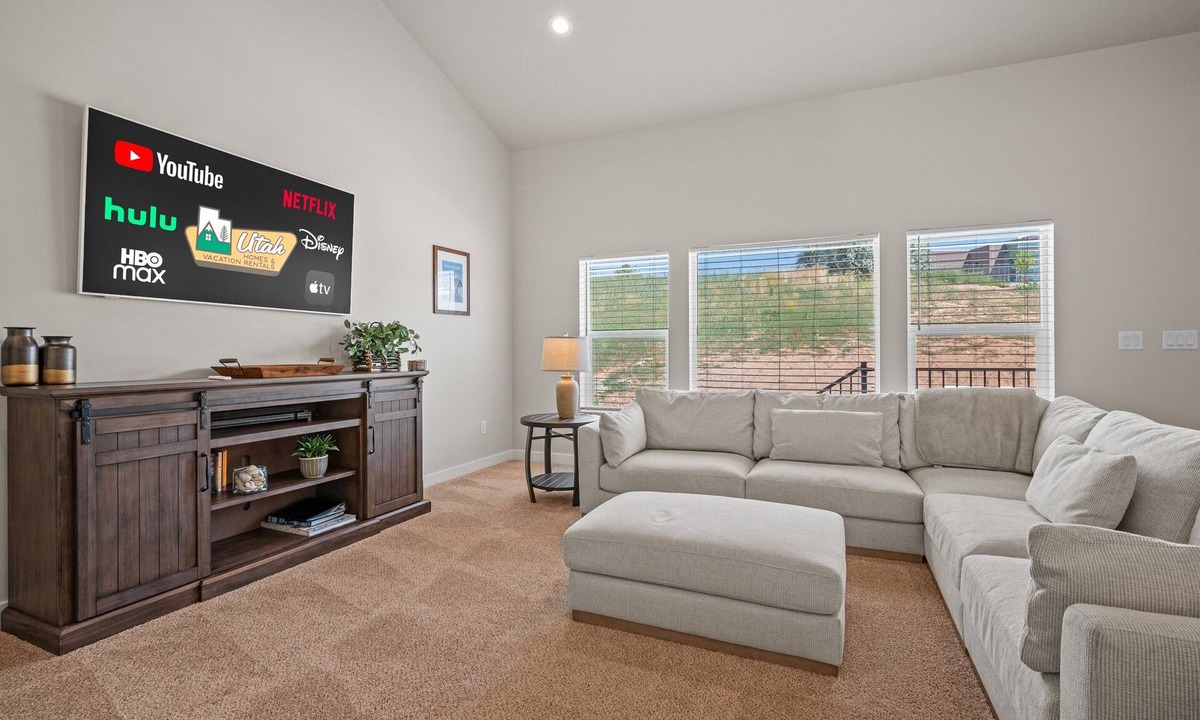 Mountain Green House | Wasatch Peak Chateau R3a| Snowbasin Skiing |Unit A