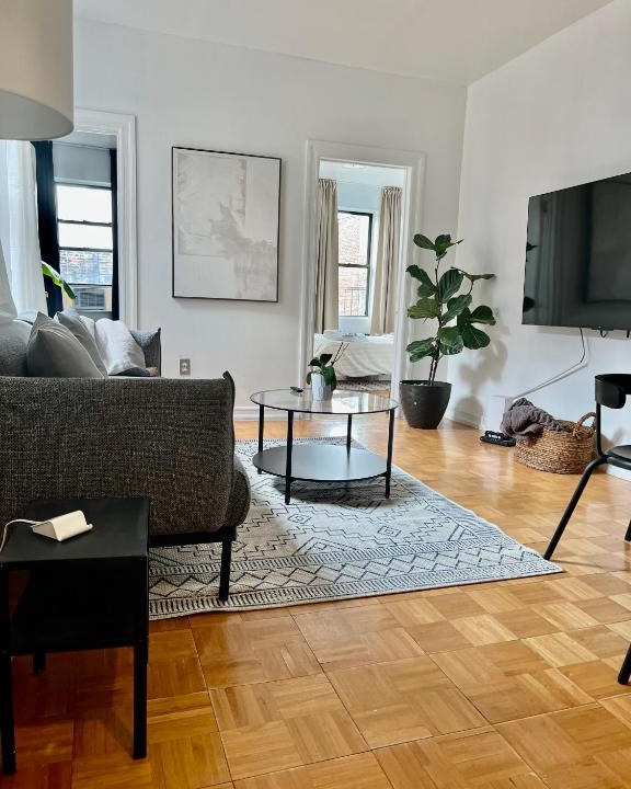 Washington Heights Apartment | Washington Heights Charming Apt