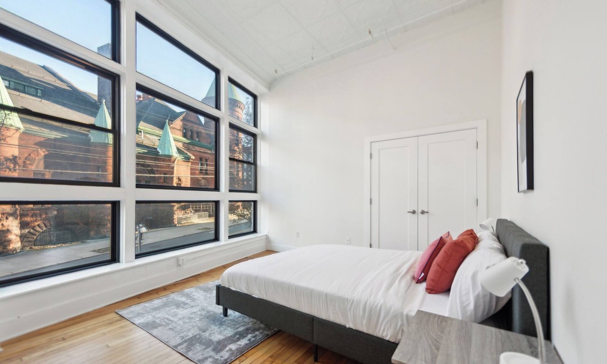 Albany Apartment | Washington Lofts 109 Spacious 1 Bedroom 1 Bath