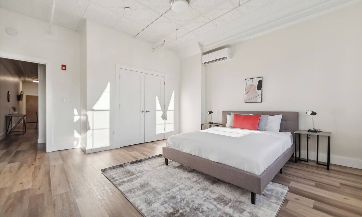Albany Apartment | Washington Lofts 304 Spacious 1 Bedroom 1 Bath