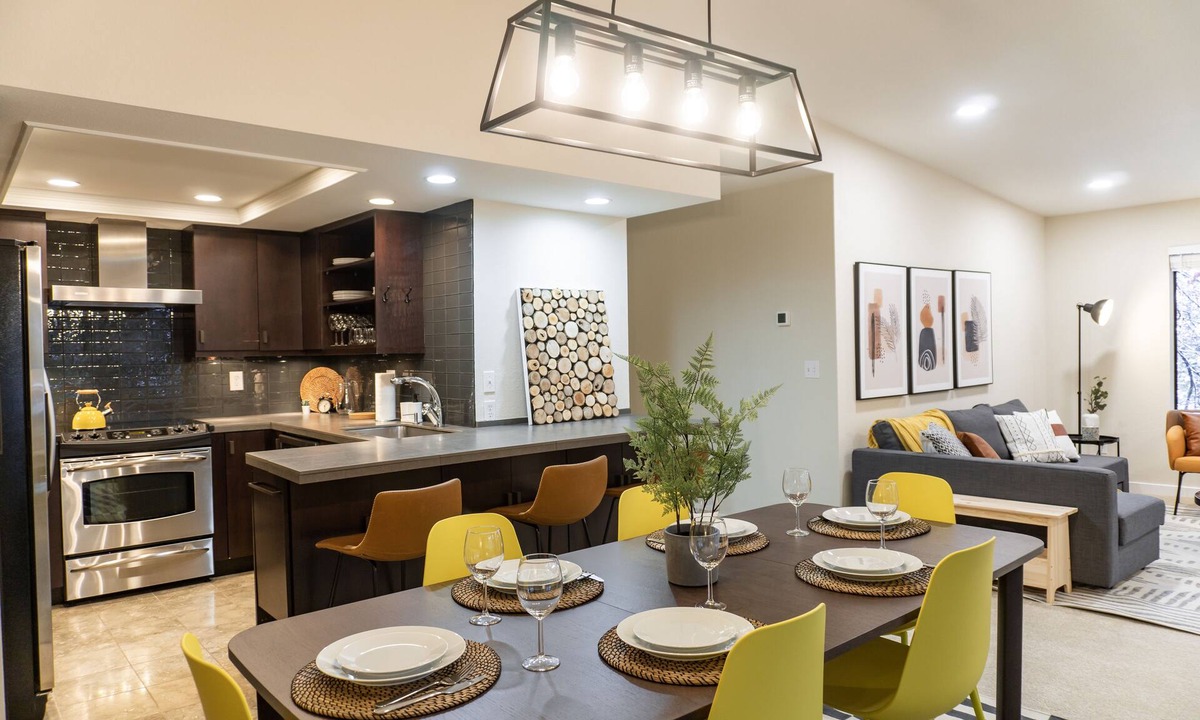 Northwest Bellevue Condo | Washington State Inspired, Free Parking