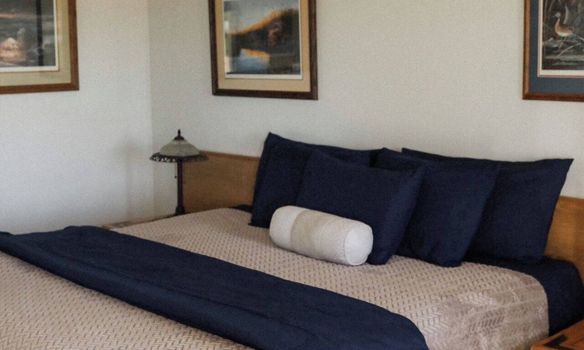 Owanka Hotel | Wastabound Motels LLC