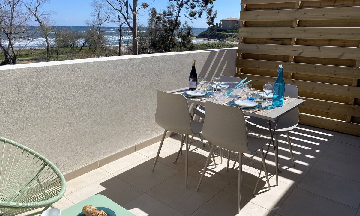 Bravone Apartment | Water-edge Stay Apt 95