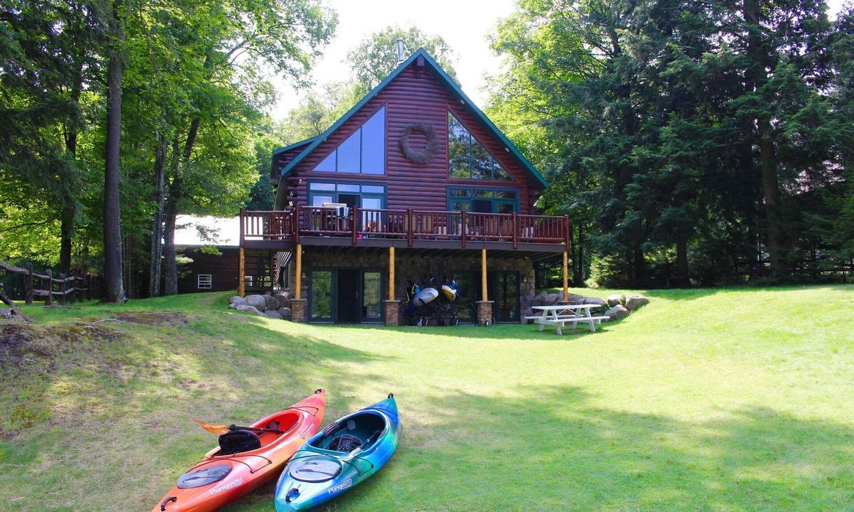 Town of Webb Cabin | Water front log home