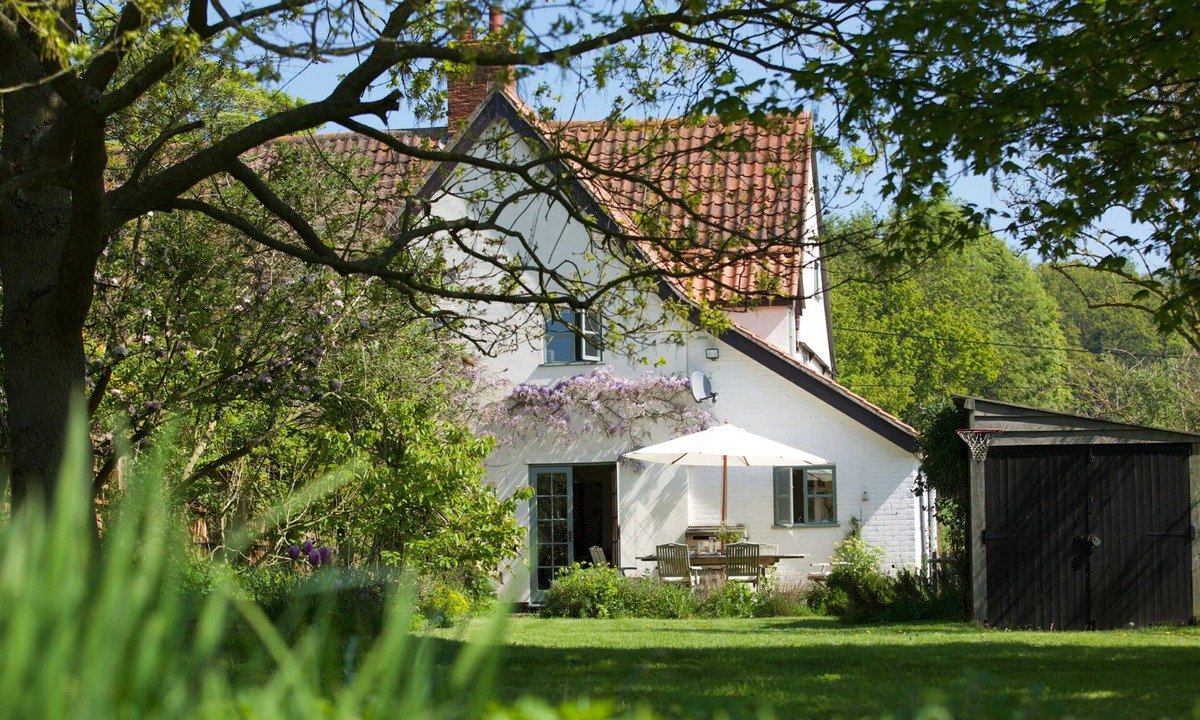 Saxmundham Cottage | Water Meadow Cottage