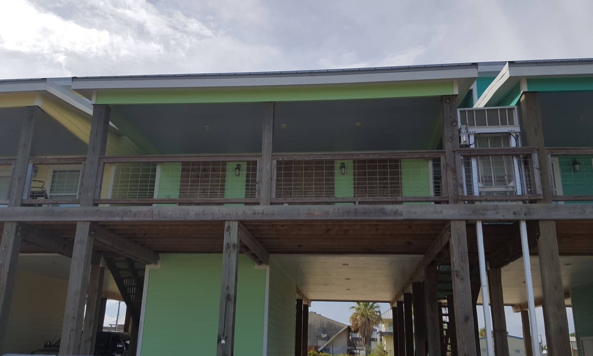 Port O Connor Condo | Water view condo in Port O' Connor that sleeps up to 7