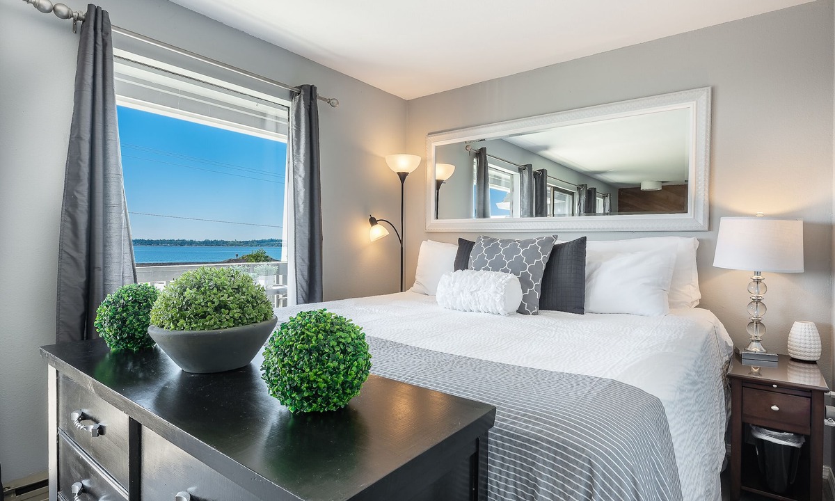 Birch Bay Condo | Water View From Every Window With Steps From The Beach