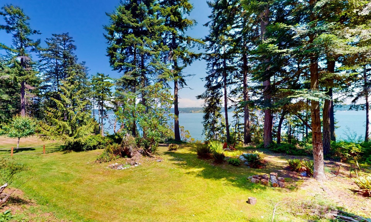 Greenbank House | Water-view home with large deck, firepit, grill, & W/D