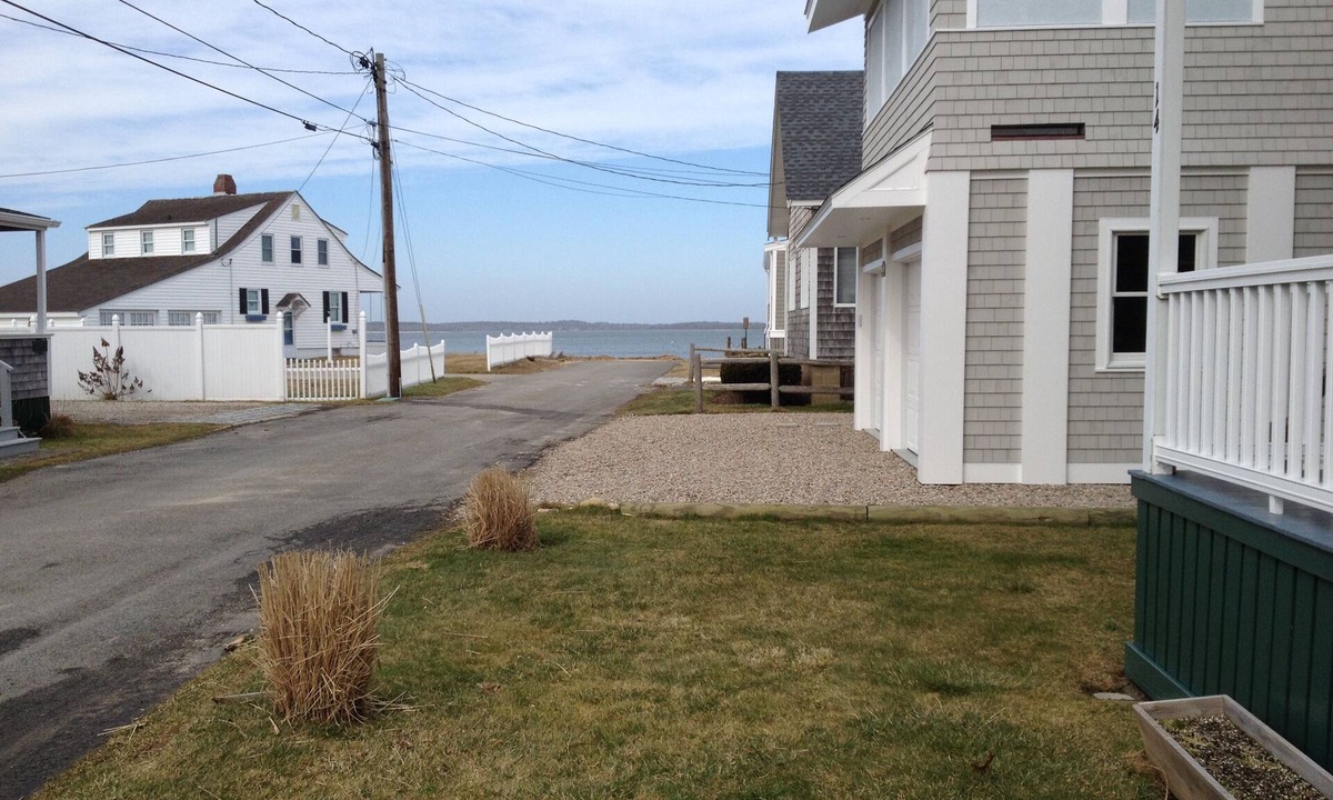 Pocasset House | Water Views And Private Beach