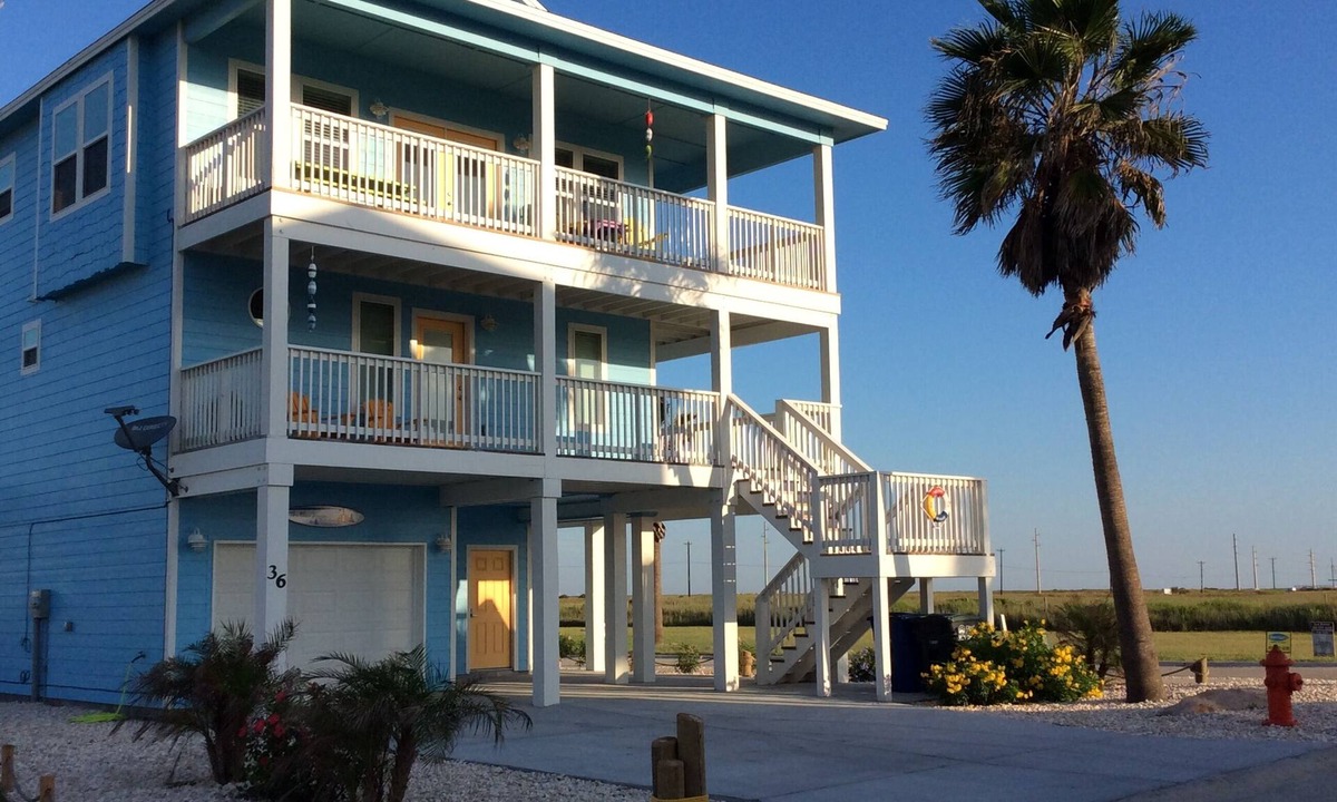Bella Vista House | WATER VIEWS,LARGE DECKS- between Padre Island-Port Aransas LONGTERM Special Rate