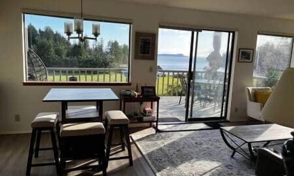 Olga Apartment | WATER VIEWS! WOOD STOVE! PRIVATE!