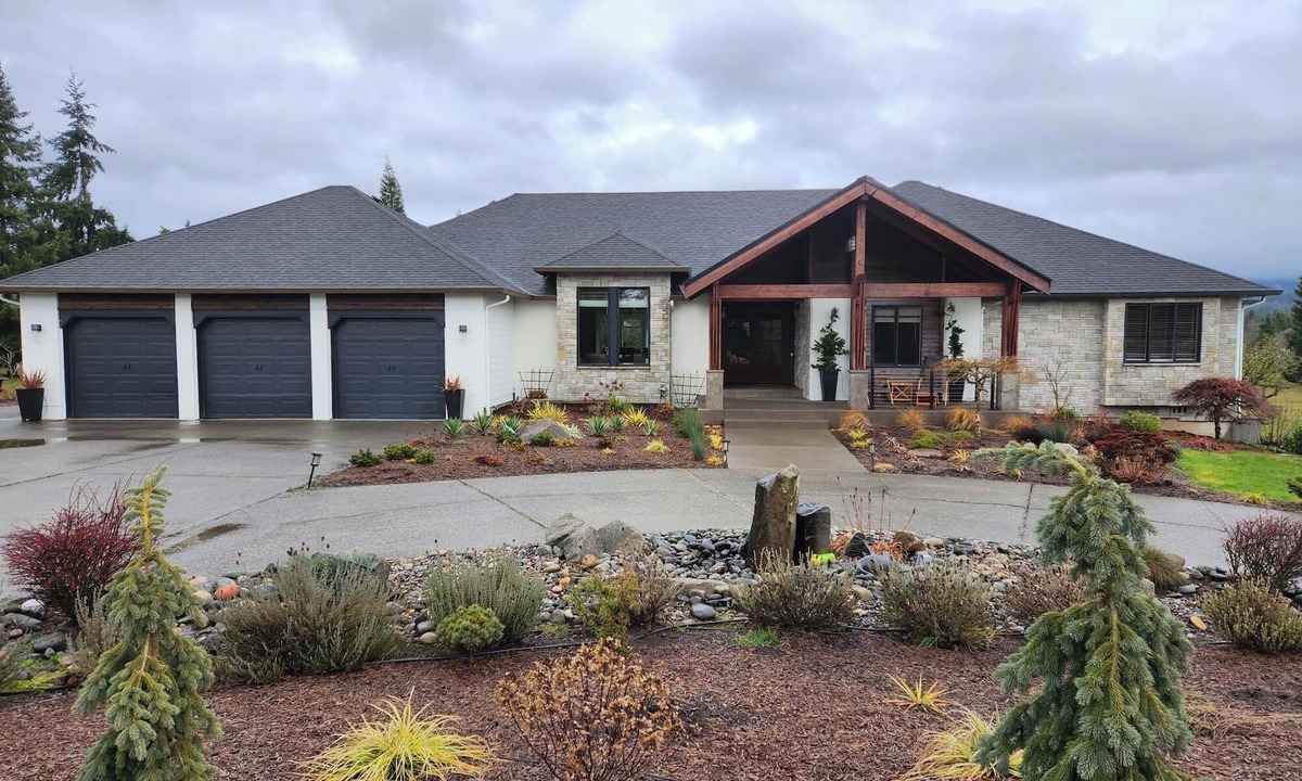 Hockinson Apartment | Waterfall retreat: Peace, Spacious, Tranquility