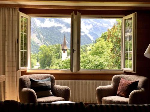 Lauterbrunnen Apartment | Waterfall Views-Stylish Design-Big Comfy Bed